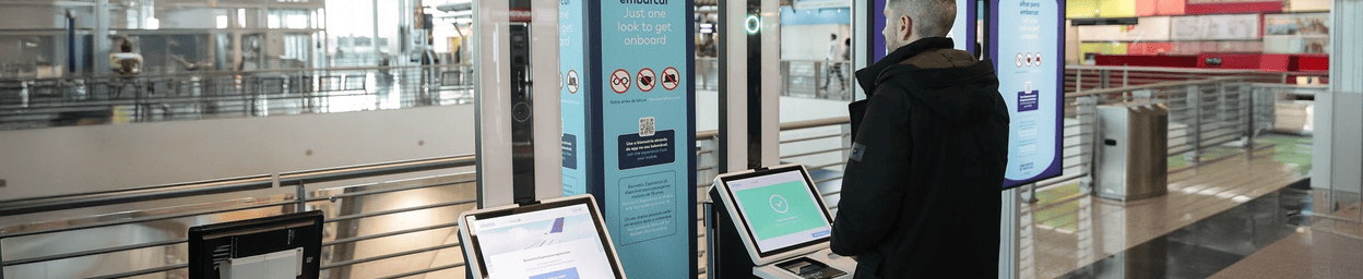 Pantallas táctiles para control de acceso e identificación